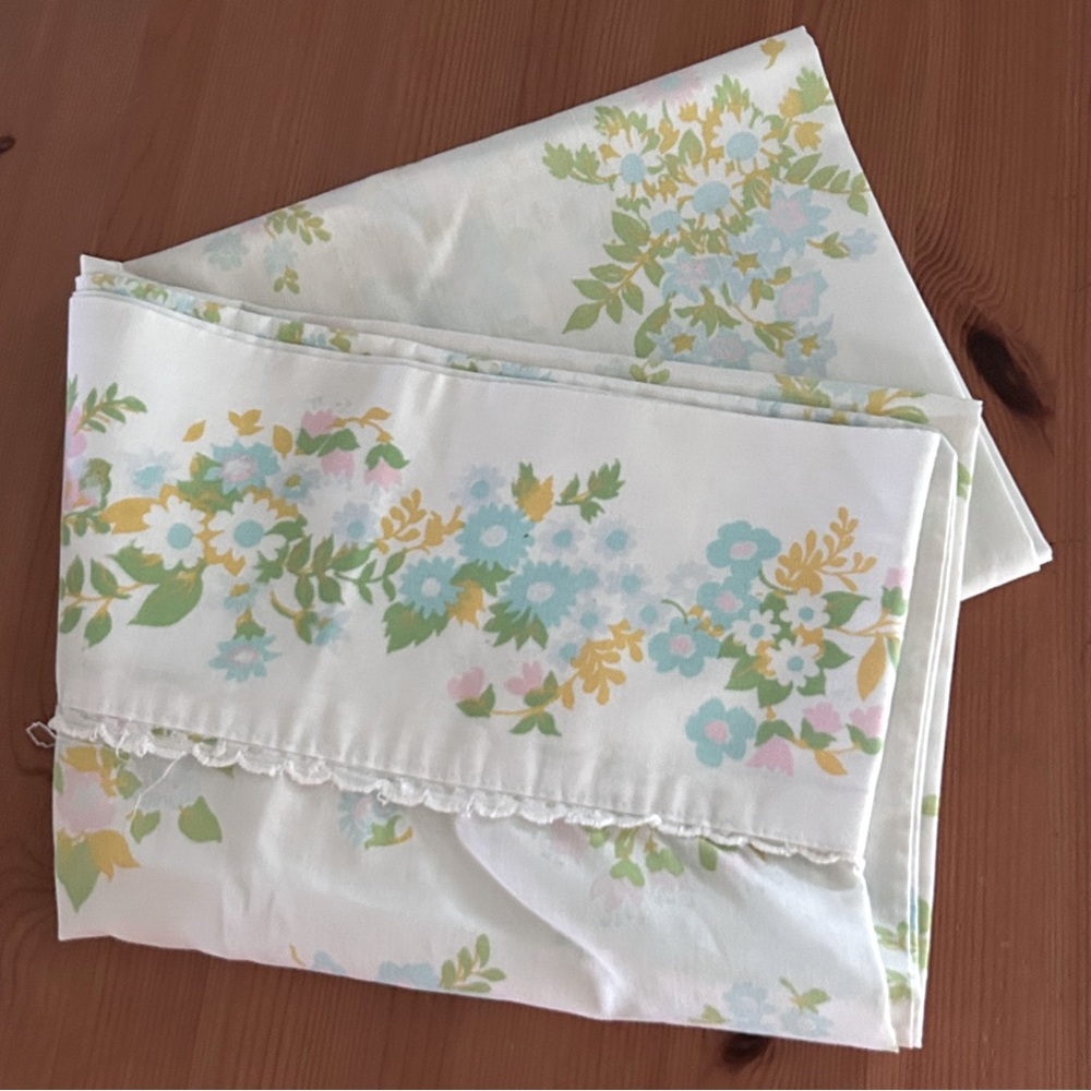 Fieldcrest Perfection Floral Pillowcase